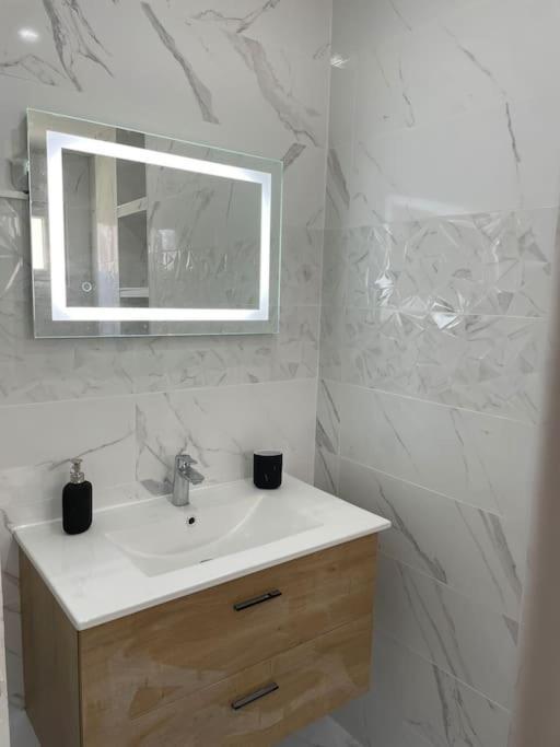Super Appartement By Live Cite Gastronomique Dijon Ngoại thất bức ảnh